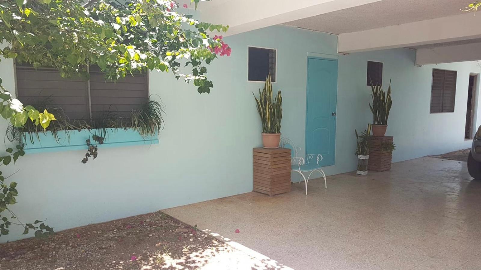 Ancella'S Garden Apartment-Beach-5Min Drive, 1 Hr Montego Bay, 25 Mins Ocho Rios, Continental Breakfast Runaway Bay Exterior foto